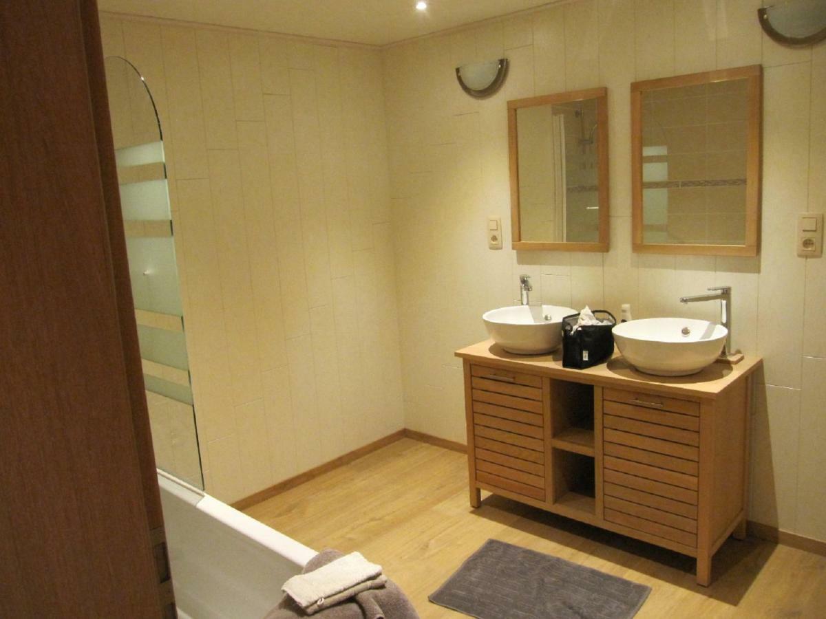 Le Relais De La Houille Villa Sart-Custinne Dış mekan fotoğraf